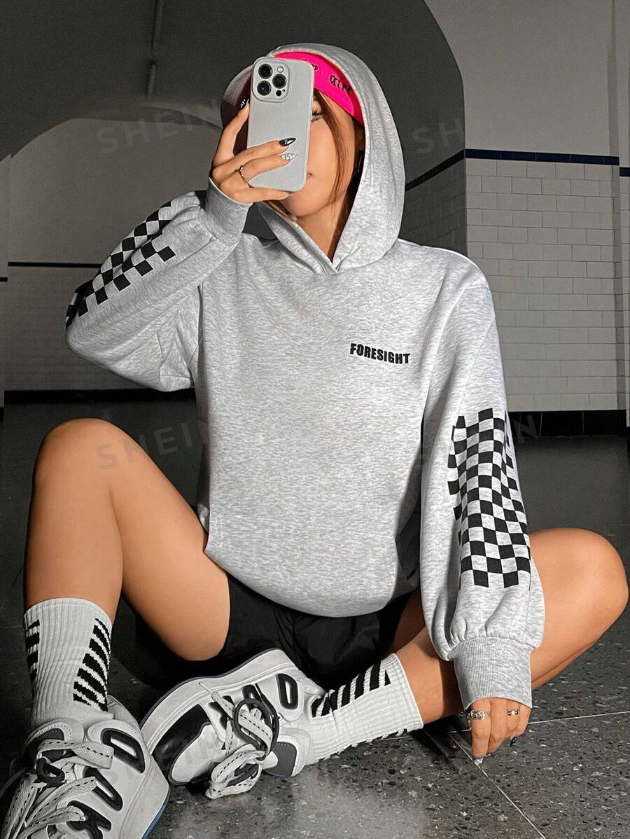SHEIN EZwear Capucha con estampado de coche y letra de hombros caídos