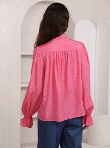 SHEIN Privé 滿版心形印花繫帶領荷葉袖襯衫