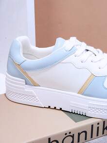 Colorblock Lace Up Front Skate Shoes - Blue - View 3