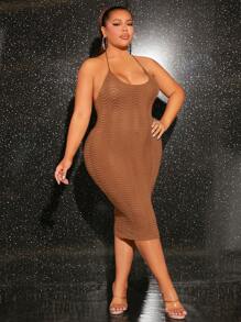 SHEIN SXY Plus Size Backless Halter Wave Texture Sweater Dress Sexy Outfits Club New Years Party Outfit - Brown - View 6