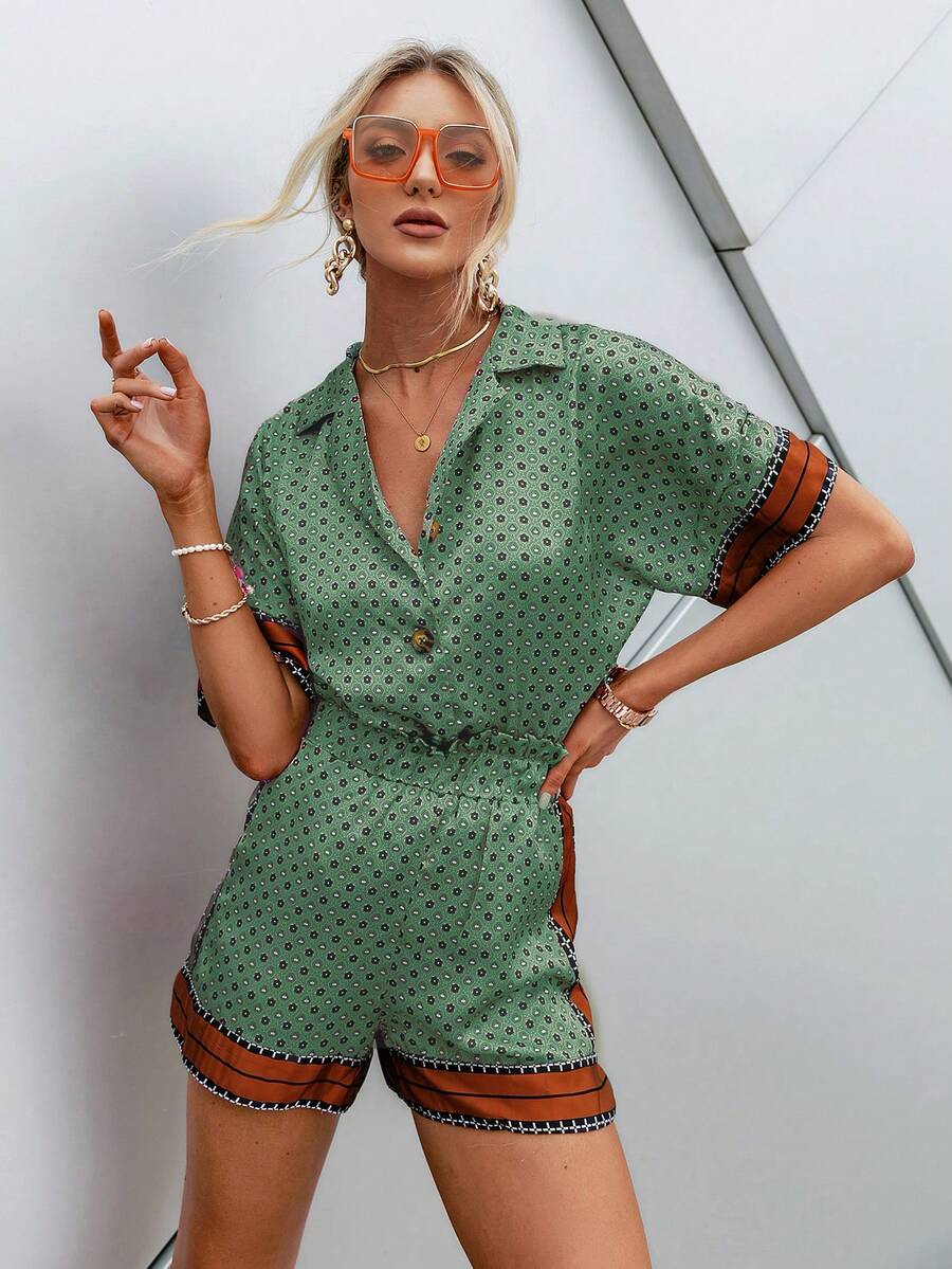 Sollinarry 女士夏季复古印花蝙蝠袖上衣短裤休闲套装，松紧腰，宽松版型，轻薄面料，建议选购大一码。