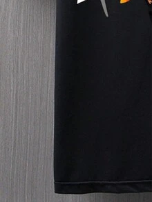 Manfinity LEGND Men's Letter & Skull Print T-shirt - Black - View 4