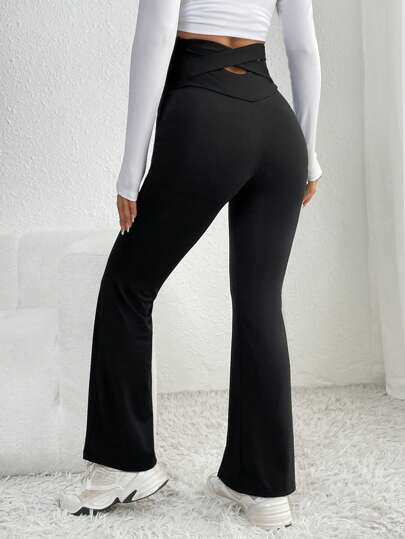 SHEIN PETITE Crisscross Baktill Utsvängda Ben Svart Byxor