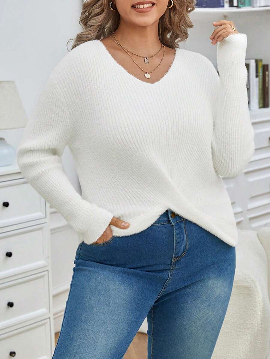 SHEIN Frenchy 白色不對稱下擺加大碼套頭毛衣