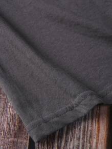 SHEIN LUNE Skeleton Heart And Letter Graphic Tee - Dark Grey - View 4