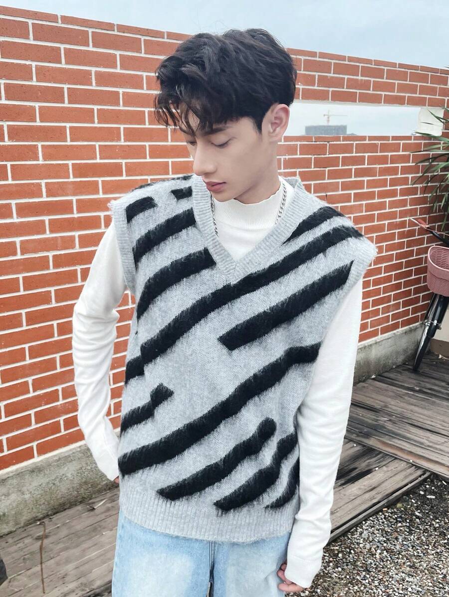 Manfinity Hypemode 男士條紋圖案毛衣背心不帶T恤 - 灰色 - 查看 1