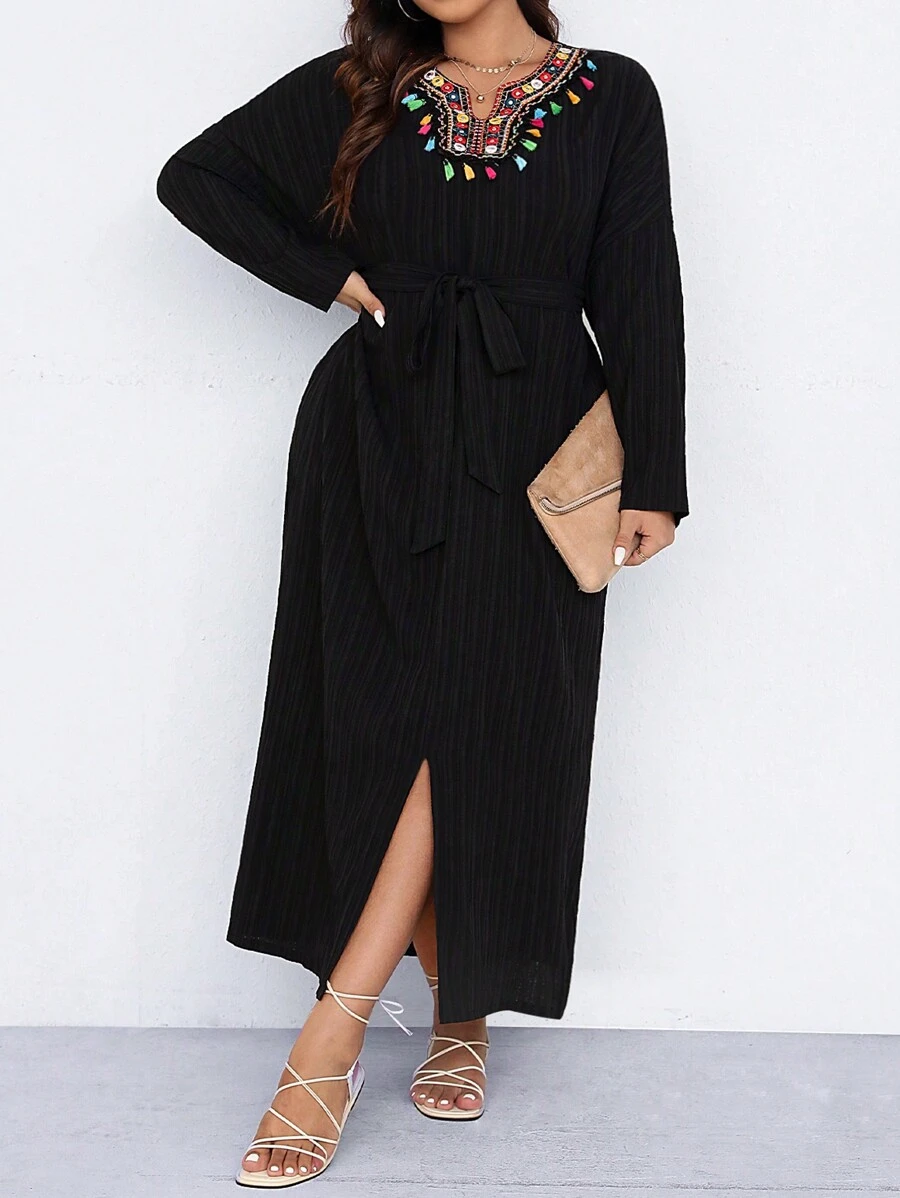 EMERY ROSE 大碼拼接幾何刺繡織帶下擺開叉洋裝 - 黑色 - 查看 1