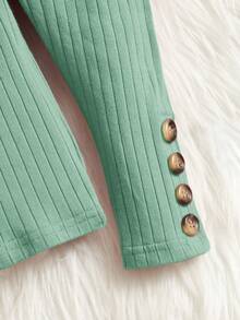 SHEIN 女嬰小高領紐扣細節羊腿袖木耳邊T恤 - 綠色 - 查看 4