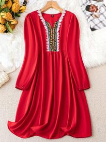 SHEIN LUNE Plus Contrast Lace Notched Neckline Smock Dress - Burgundy - View 1