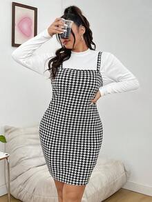 SHEIN EZwear Plus Size Women's Knit White Ribbed T-shirt And Houndstooth Printed Dress Two Pieces Set - Black and White - View 6