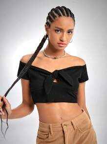 Muchica Top de hombros descubiertos tejido de canalé con nudo delantero