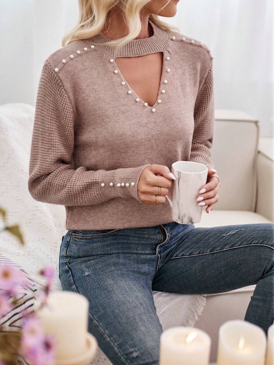 SHEIN Clasi Ngọc trai đính cườm Vòng đeo cổ Đường viền cổ áo Cắt ra phía trước Áo len - Màu Khaki - Xem 1