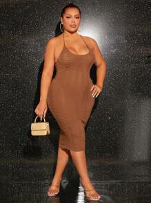 SHEIN SXY Plus Size Backless Halter Wave Texture Sweater Dress Sexy Outfits Club New Years Party Outfit - Brown - View 5