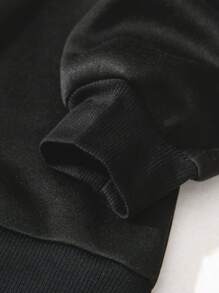 SHEIN EZwear Plus Size Floral & Letter Graphic Drawstring Thermal Lined Sweatshirt - Black - View 6