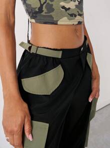 SHEIN ICON Gorpcore Pantalones cargo talle bajo de color combinado con bolsillo con solapa - Multicolor - Ver 7