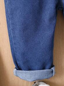 SHEIN Baby Boy Solid Tee & Cartoon & Letter Graphic Overall Jumpsuit - Multicolor - View 4