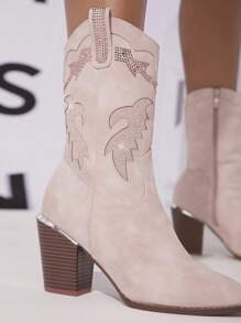 SHUZIA 鑲嵌鑽石裝飾尖頭踝靴 - 米色 - 查看 6