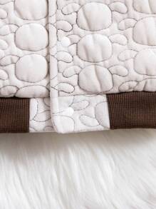 SHEIN Baby Girl Dog Embossed Contrast Trim Bomber Quilted Coat