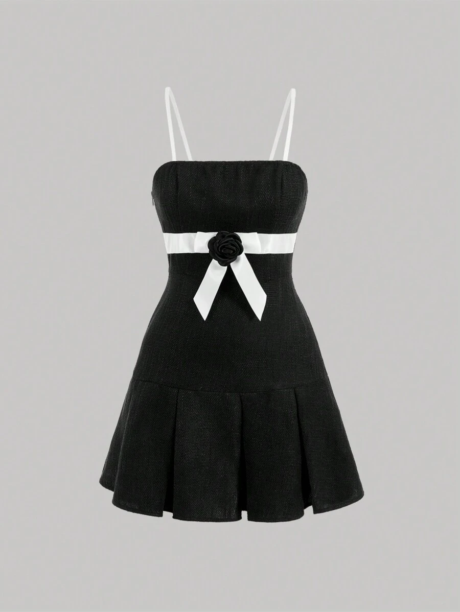 SHEIN MOD Hoa Nơ mặt trước Xù Hoa Sen Váy Dây - màu đen - Xem 1