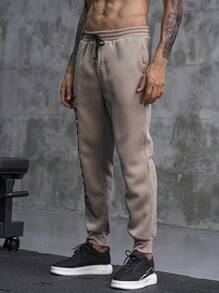 Manfinity Sport Corelite 男性運動防曬褲 - 卡其色 - 查看 4