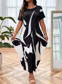 SHEIN LUNE Plus Graphic Print Tee Dress - Black and White - View 5