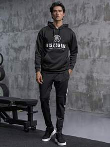 Manfinity Sport Corelite Boyfriend Style Men Letter & Wolf Graphic Kangaroo Pocket Drawstring Sports Sweatshirt Boyfriend Style Men Sweatshirt - Black - View 3