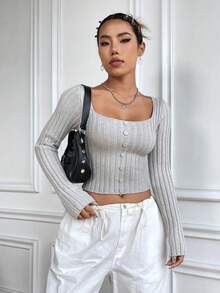 SHEIN Unity 大圓領前紐扣短款毛衣 - 淺灰色 - 查看 3