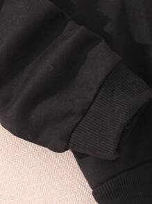 SHEIN Tween Girl 1pc Butterfly & Slogan Graphic Hooded Sweatshirt - Black - View 3