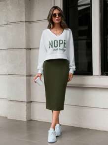 SHEIN LUNE Conjunto De Sudadera Con Cuello Caído Para Mujer Y Vestido Sin Mangas Con Estampado De Letras