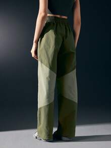 In My Nature 撞色腰部抽繩斜口袋戶外長褲 - 黑與白 - 查看 2