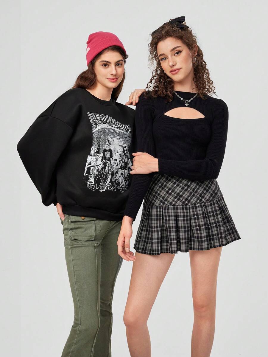 Forever 21 Letter & Figure Graphic  Sweatshirt - Black - View 1