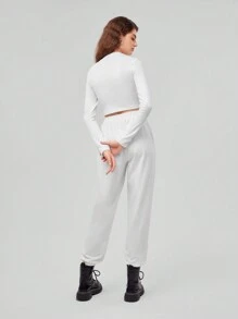 Forever 21 女士吉他印花露脐上衣和短褲套裝 - 白色 - 查看 2