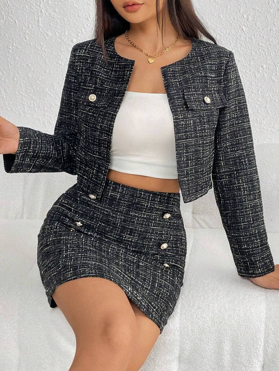 SHEIN PETITE 翻蓋細節粗花呢夾克&包臀半身裙 - 黑色 - 查看 1