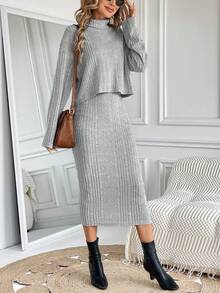 SHEIN LUNE 高領落肩T恤&半身裙 - 灰色 - 查看 3