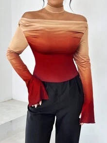 SHEIN Privé 漸層一字肩喇叭袖T恤 - 彩色 - 查看 4