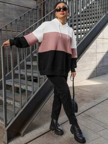 RueChic 大码拼色落肩抽绳连帽衫 - 彩色 - 查看 4