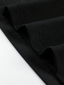 Manfinity Men Floral & Japanese Letter Graphic Tee - Black - View 5