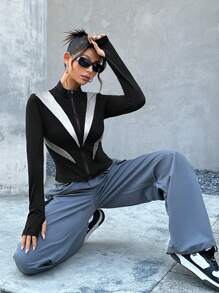 SHEIN EZwear Colorblock Zip Up Thumbholes Slim Fit Jacket - Silver - View 3