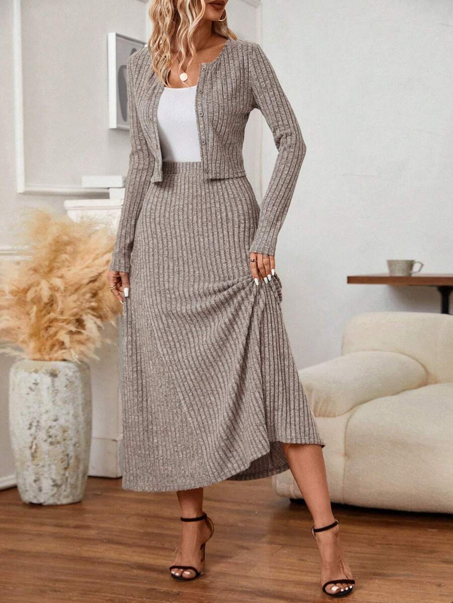 SHEIN Clasi Cazadora tejida jaspeada & Falda