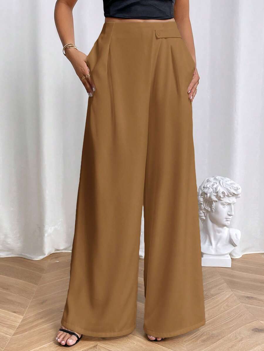 SHEIN Essnce 素色斜口袋褶皺面料闊腿西裝褲 - 卡其色 - 查看 1