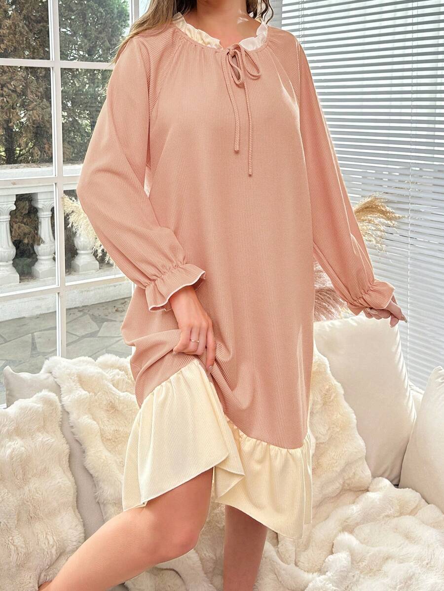 Tie Neck Flounce Sleeve Ruffle Hem Nightdress - Pink - View 1