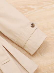 SHEIN Abrigo Sólido De Botones Para Bebé Niña Con Corbata De Lazo Y Dobladillo Con Volantes - Caqui - Ver 4