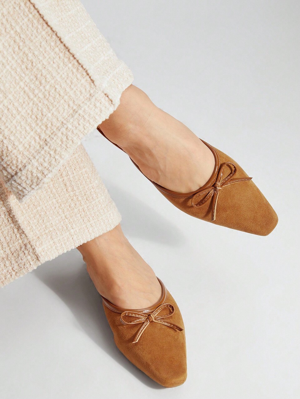 BOW BALLET MULES