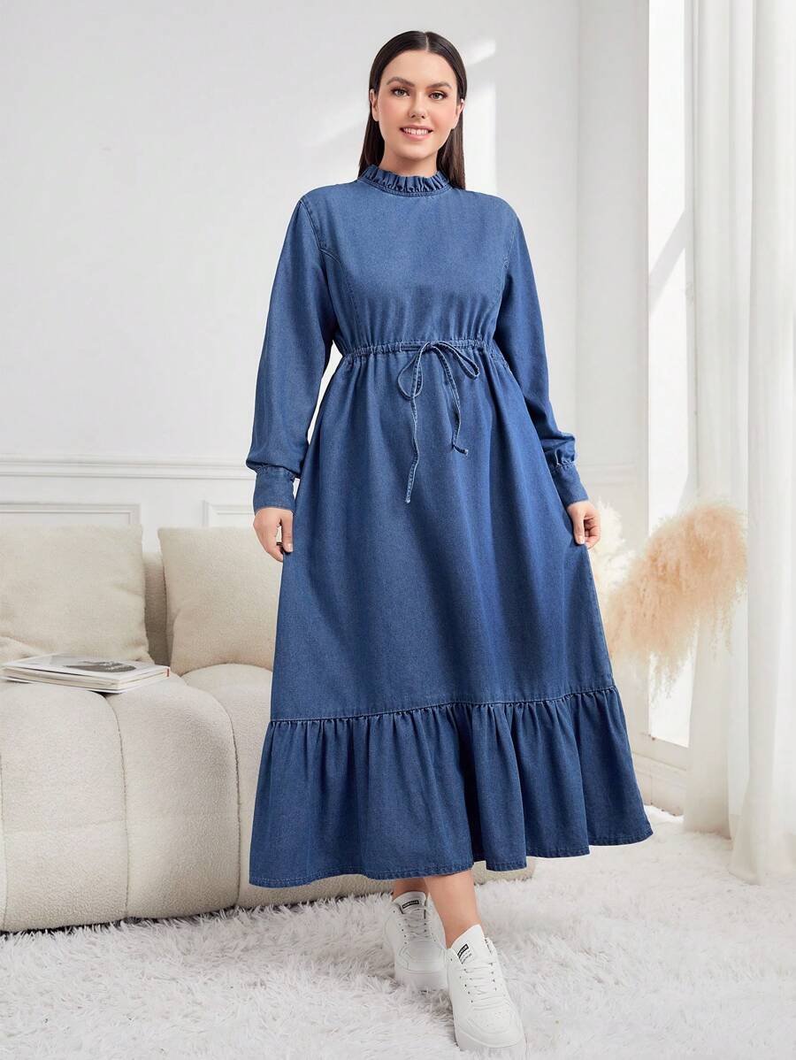 Mulvari Talla grande Vestido mezclilla de cuello con fruncido bajo con fruncido con cinturón - Azul lavado medio - Ver 1