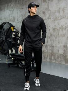 Manfinity Sport Corelite 男式牛头印花拉链连帽运动夹克健身上衣运动夹克 - 黑色 - 查看 7