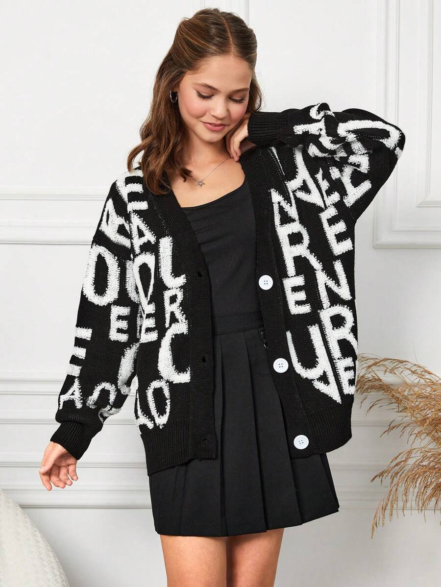 SHEIN Cottnline كارديجان نمط عبارة منخفض الاكتاف بنت شباب - أبيض وأسود - مشاهدة 1
