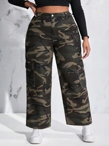 SHEIN SXY Plus Camo Print Flap Pocket Side Cargo Jeans - Army Green - View 4