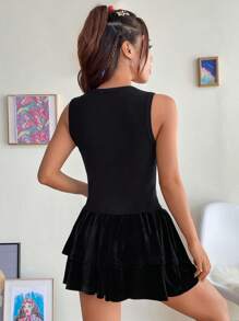 SHEIN EZwear Chaleco de punto crop con patrón de dibujos animados - Negro - Ver 2