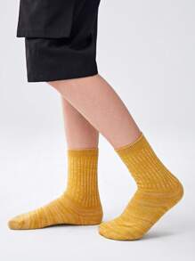 SHEIN 1 Pair Of Yellow Double-needle Mid-calf Socks - Yellow - View 2