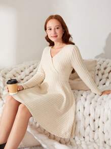 SHEIN Thiếu niên cô gái Surplice cổ Đồ đan Ribbed Đầm - Màu be - Xem 5